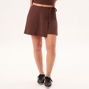 ISO girlfriend collective weekend wrap skirt (S or M)!!